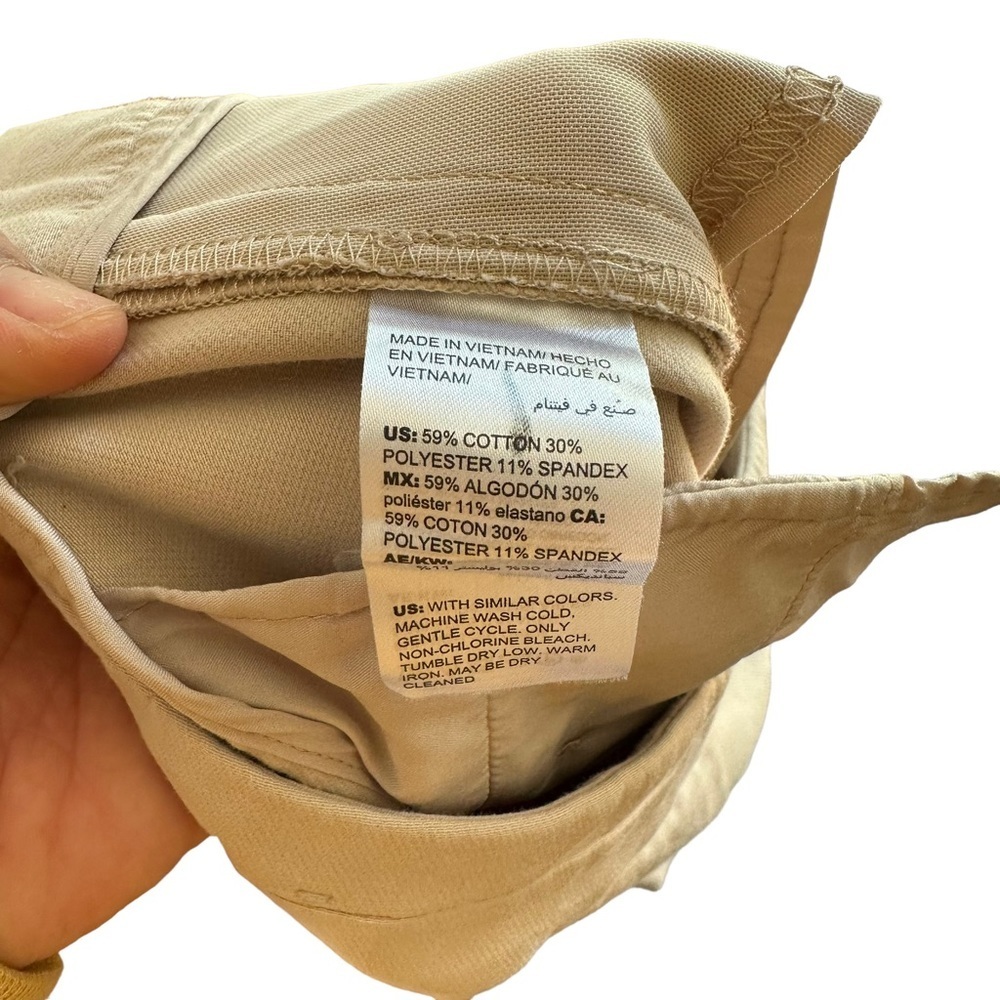 Chico's Women's Curvy‎ Khaki Ankle Pants Size: 0R (4R) - Picture 4 of 10